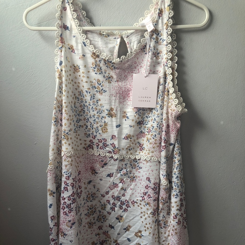 Lauren Conrad tank